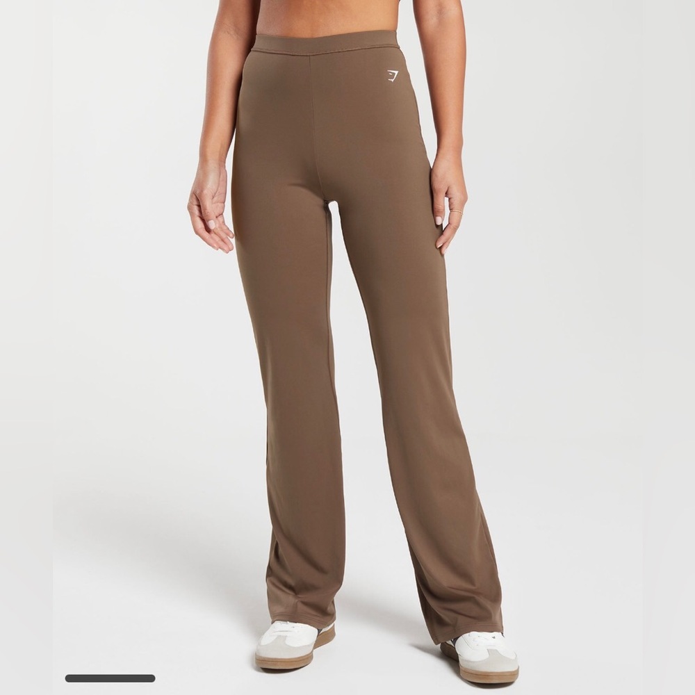 Gymshark Everyday Flare Legging